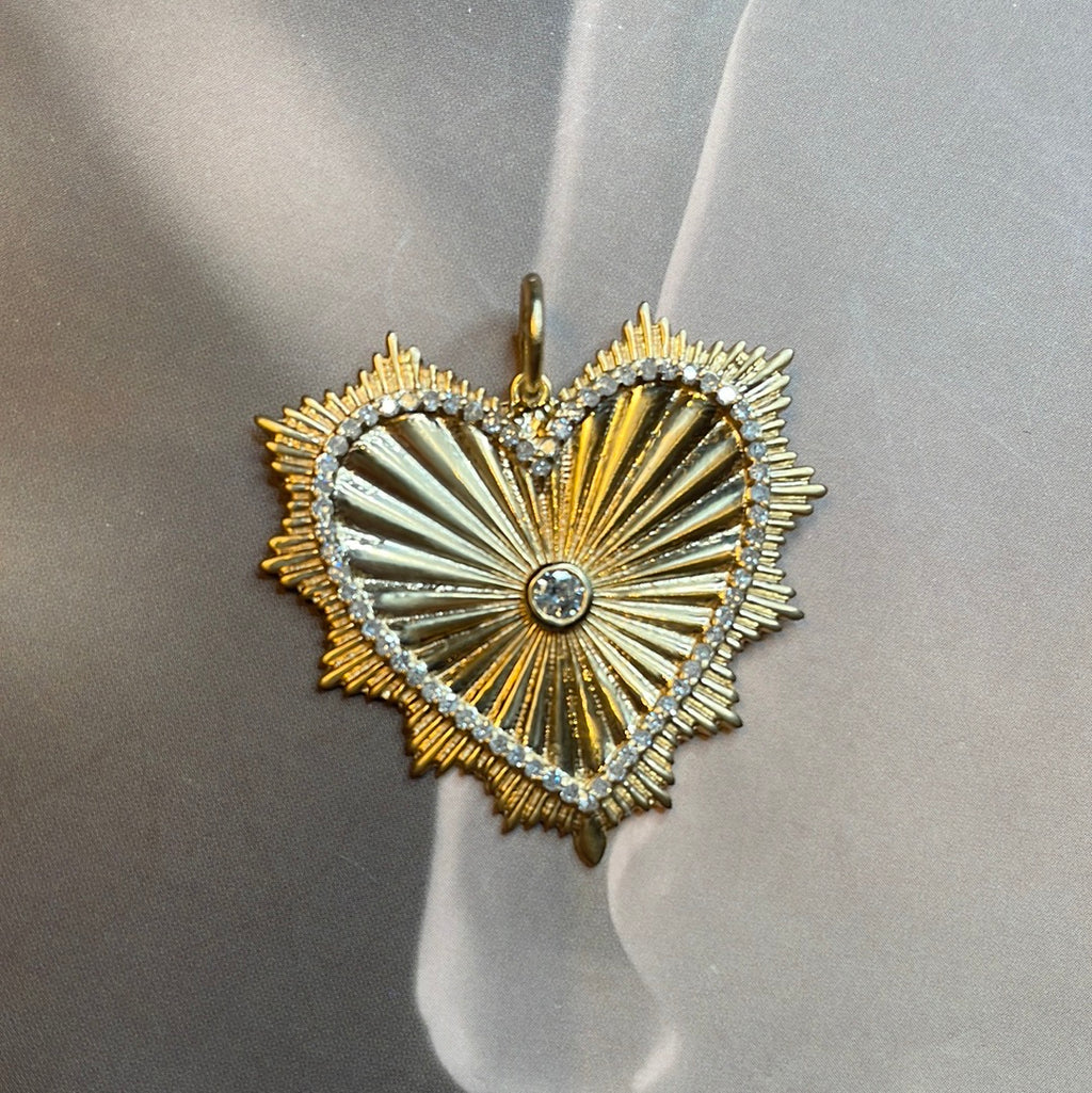 Flutted Heart Medallion