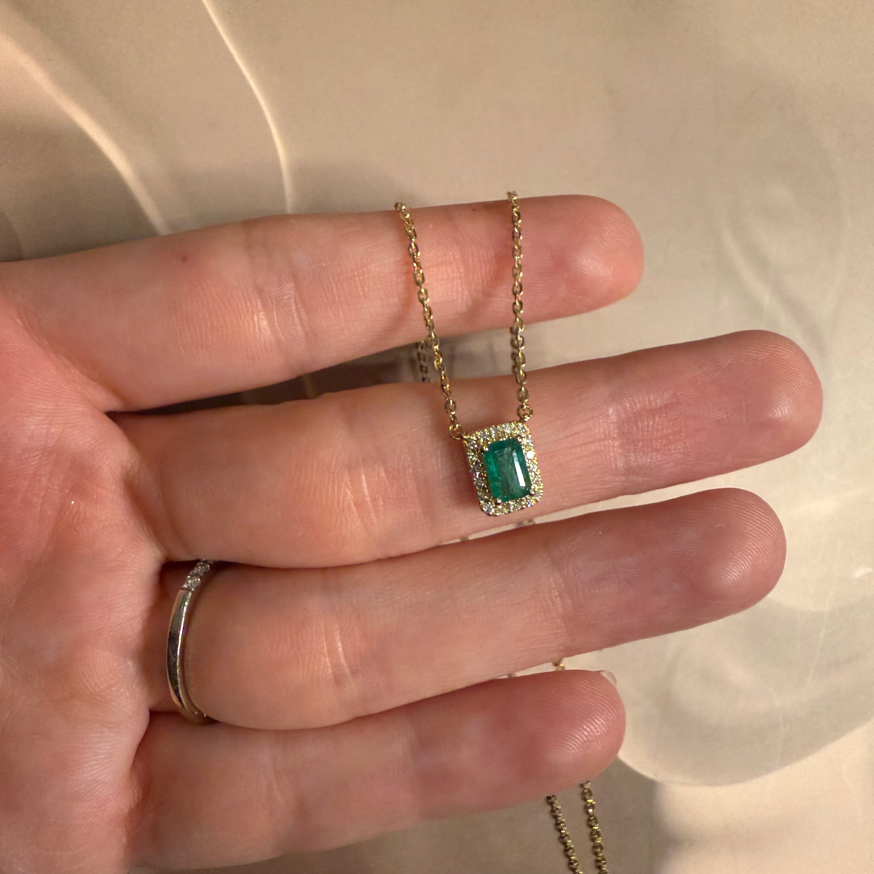 Standing Emerald with Halo