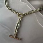Bold chain with extension