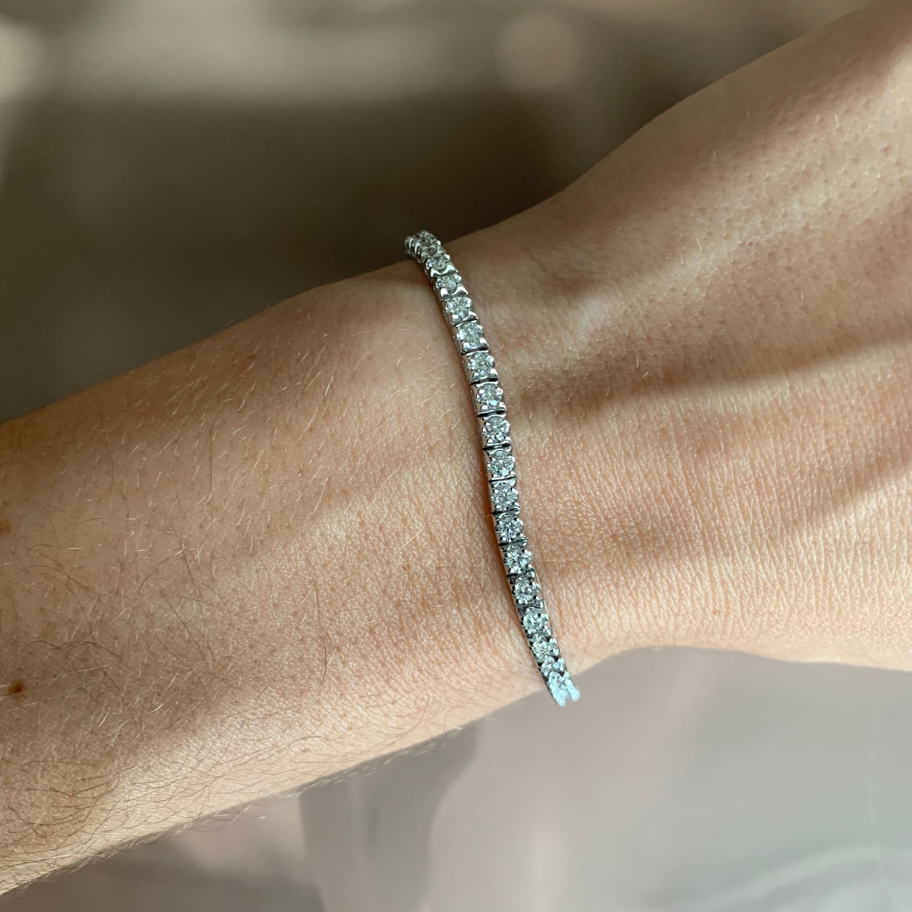 2 cts Tennis Bracelet in White Gold