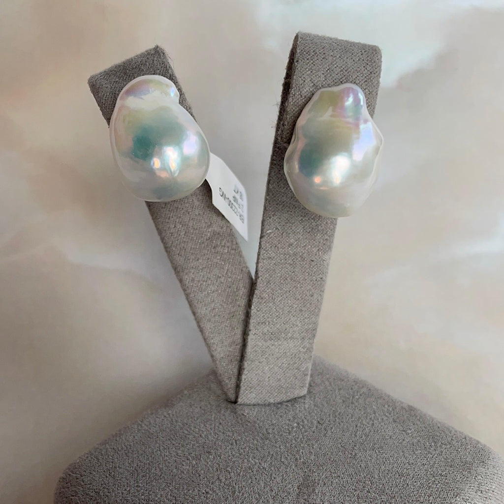 Baroque Pearl Earrings